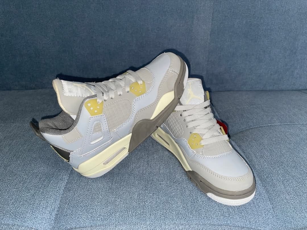 Încălțăminte NIKE Air Jordan Retro 4 nr 38