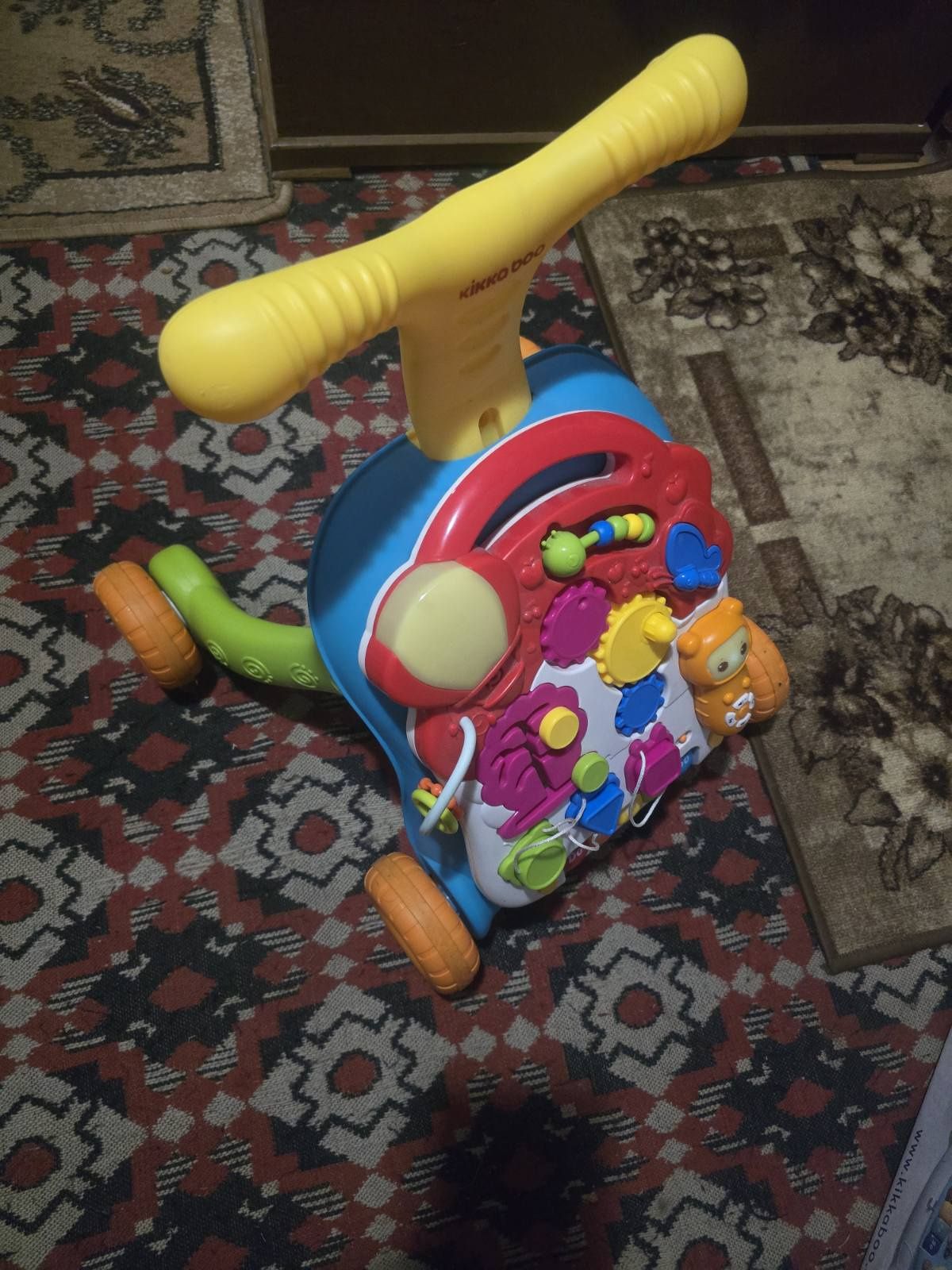 Проходилка Kikkaboo