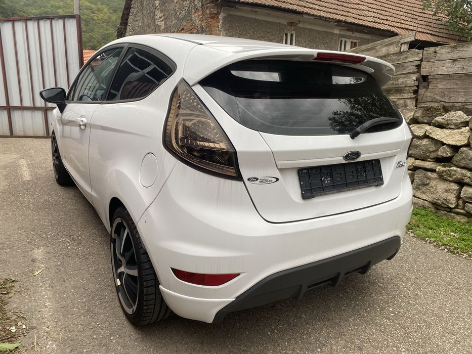 Ford fiesta pachet st 153000 km