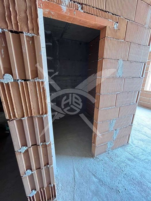 Продава се Едностаен апартамент в Пловдив, Кючук Париж - 40 кв.м за 1300 €/кв.м - Снимка #2