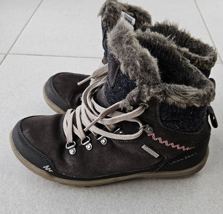 Ghete impermeabile marime 37