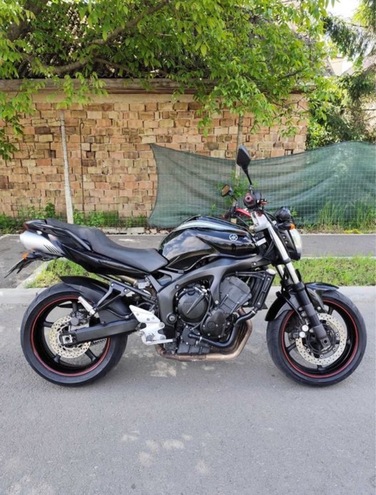 Yamaha FZ6 S2 2010 *facelift*