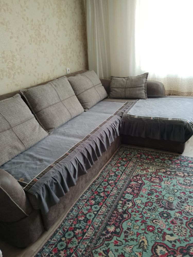 Продам диван с креслом