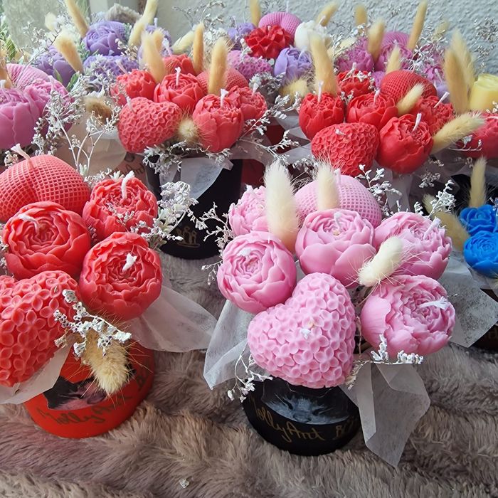 Buchet flori din ceara