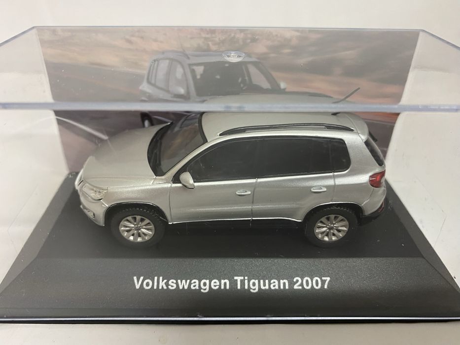 VOLKSVAGEN TIGUAN an 2007 machetă auto scara 1:43