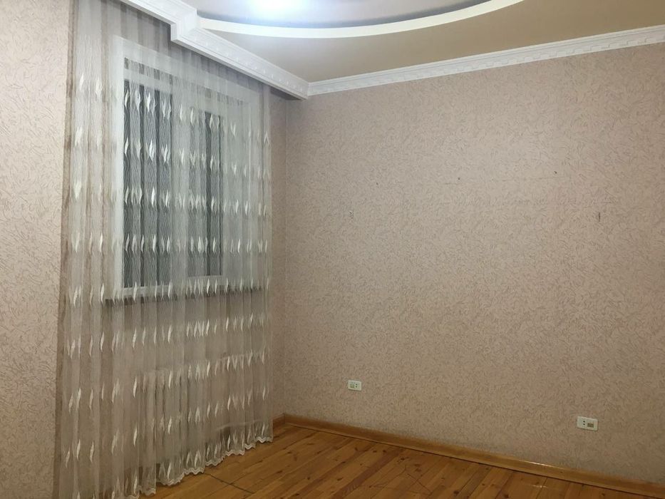 Помещение под Офис с возможностью  проживания на Яккасарае 200 м2