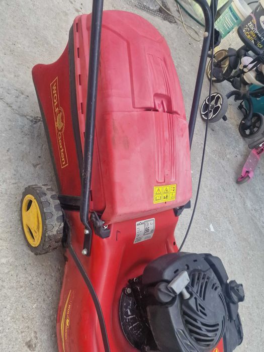 Masina de tuns Wolfagden pe benzina BRIGGS 3CP cu SAC IMPECABILA