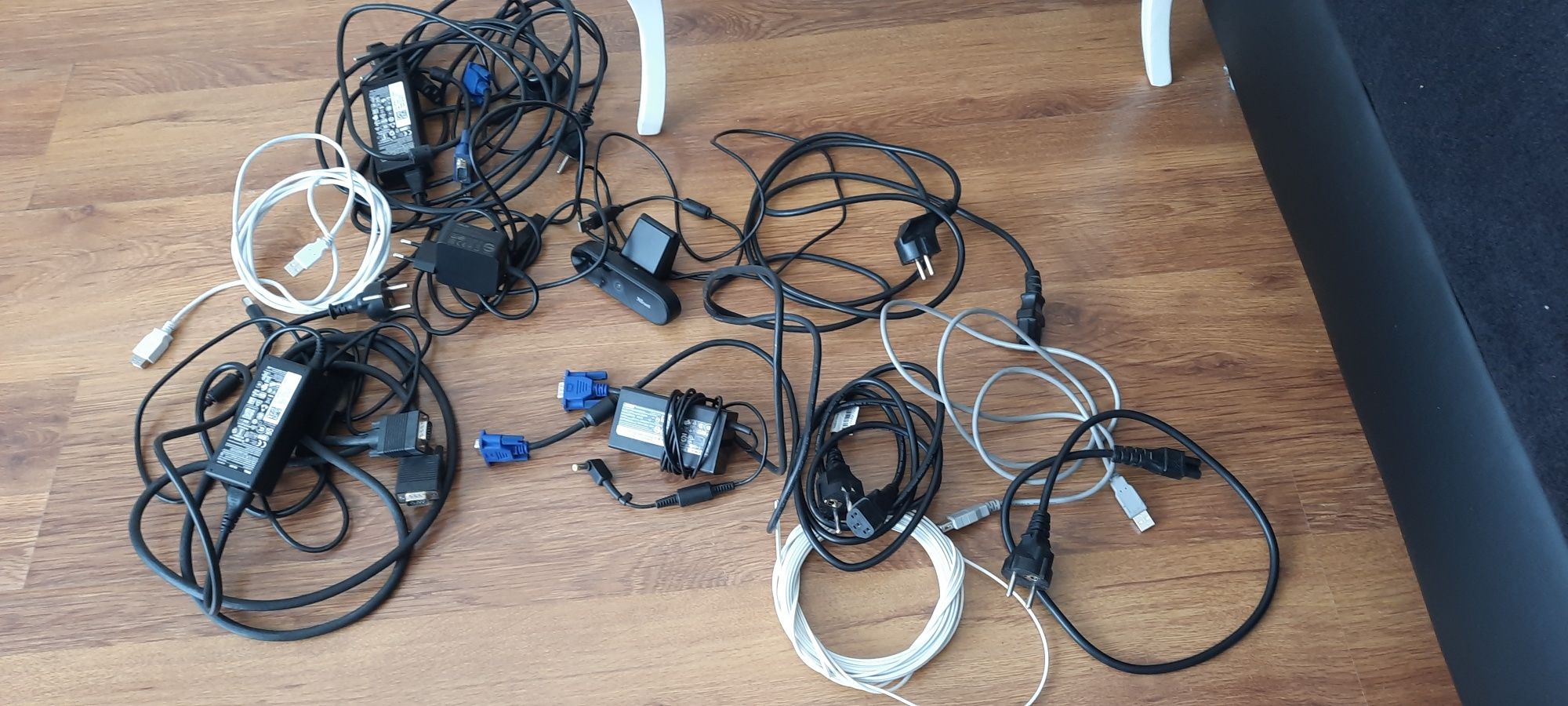 Кабели за компютри, USB и др.