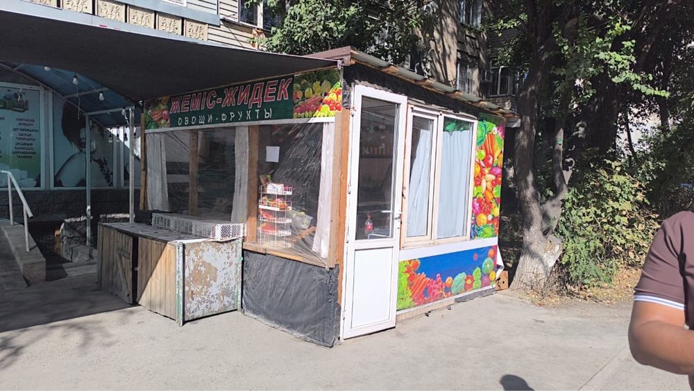 Продам овощной ларек