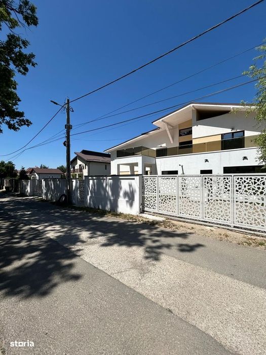 Apartament 3 Camere, Decomandat/ Gageni/ Prahova