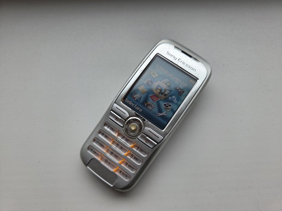 Sony Ericsson K500i - telefon de colectie