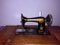 Masina de cusut vintage Singer