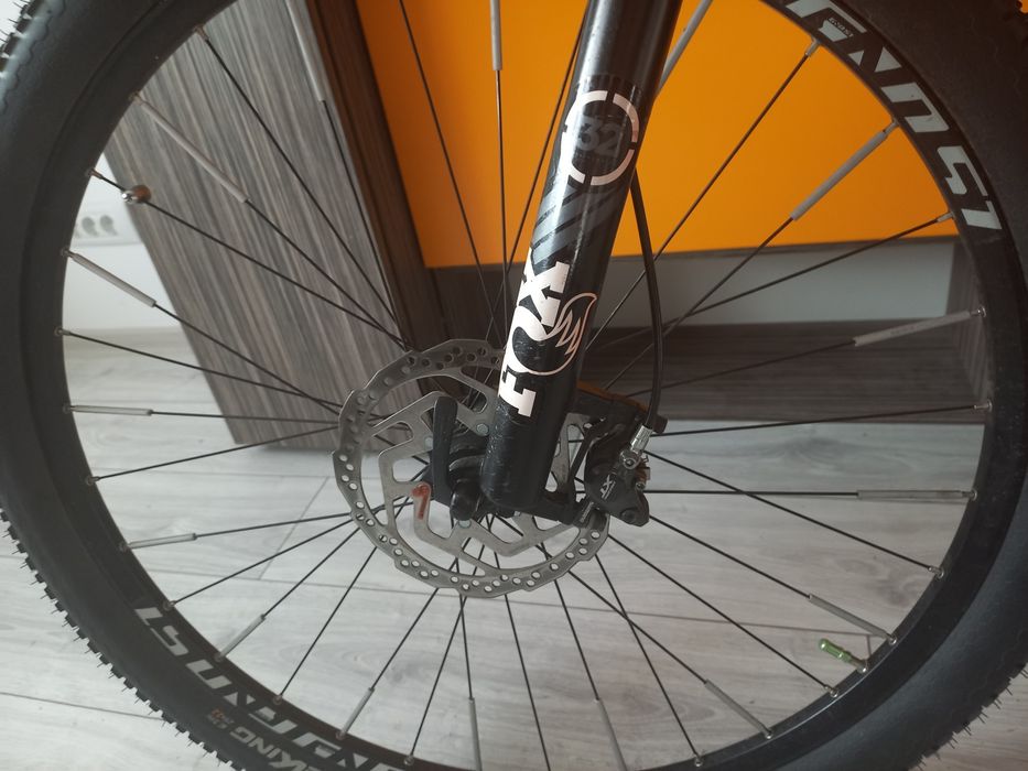 Bicicletă Ghost Kato 3 Pro și Cube SL Limited