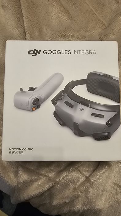 Очки виртуальной реальности DJI Goggles Integrah с пультом