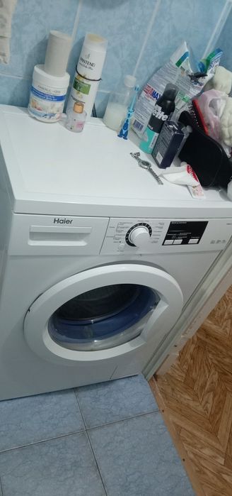Продам стиральную машину Haier