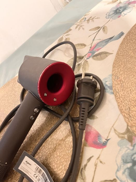 Фен Dyson оригинал б/у в отличном состоянии