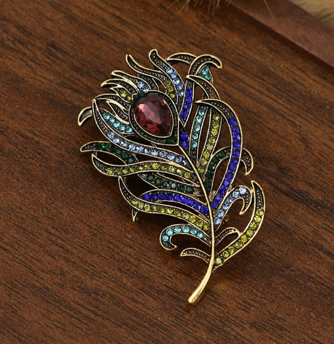 Брошь "Павлинье Перо"