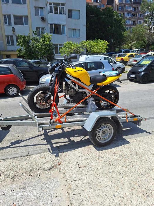 Превоз на мотори с колесар