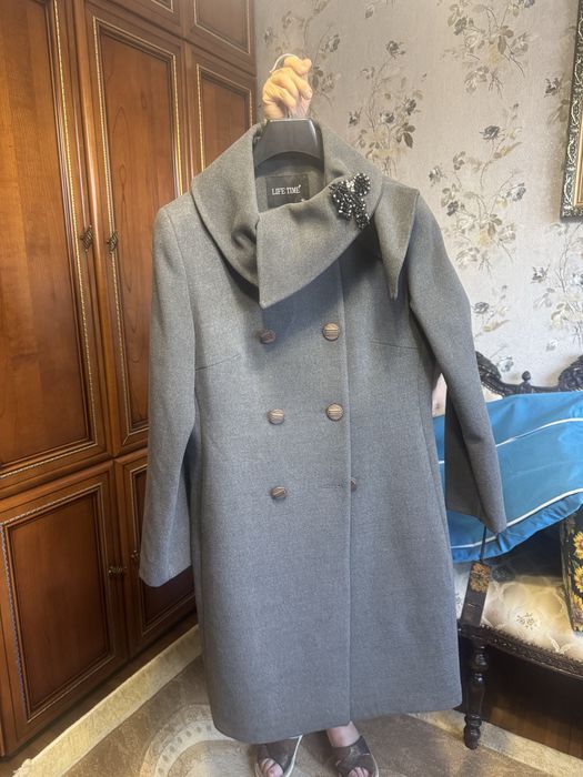 Продам женское пальто