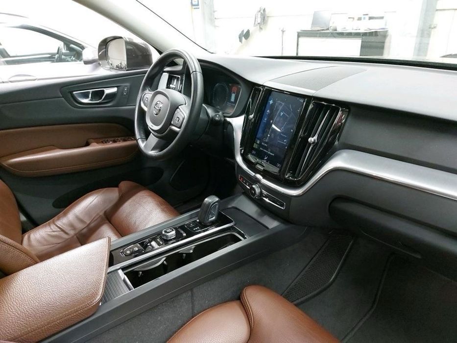Volvo XC60 T8 303 CP Hybrid Inscription 4x4 Full – 2019