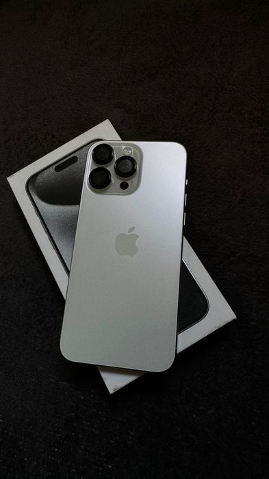 Продам Айфон 15 Про Макс