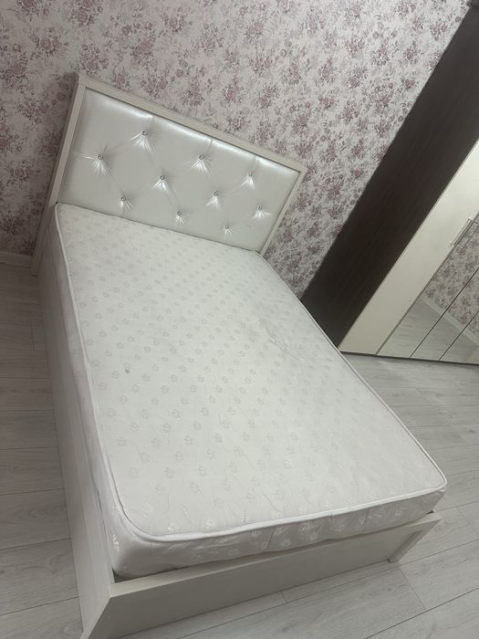 спальный кровать