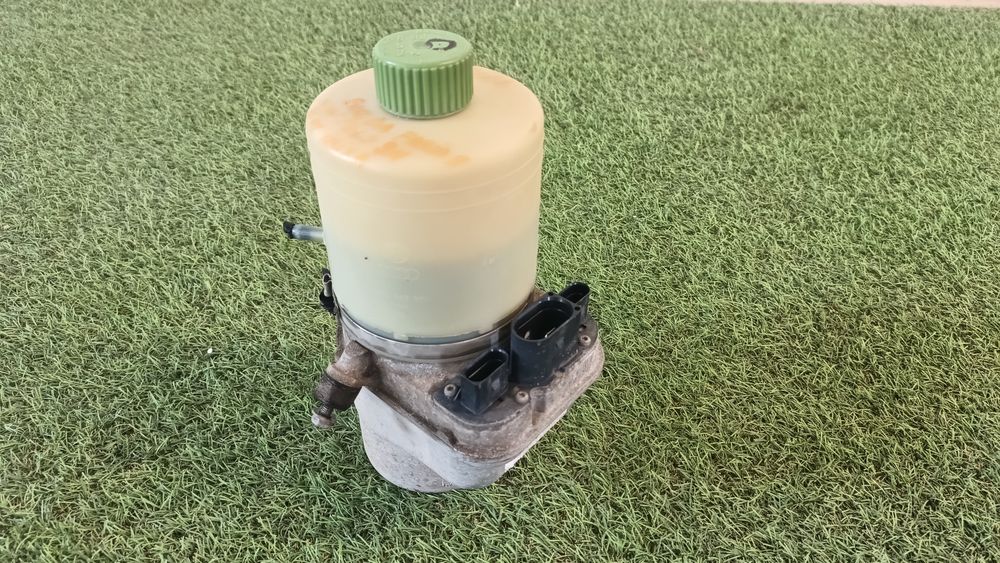 Pompă servodirecție electrică Skoda Fabia 2/Vw Polo 9N/Seat Ibiza