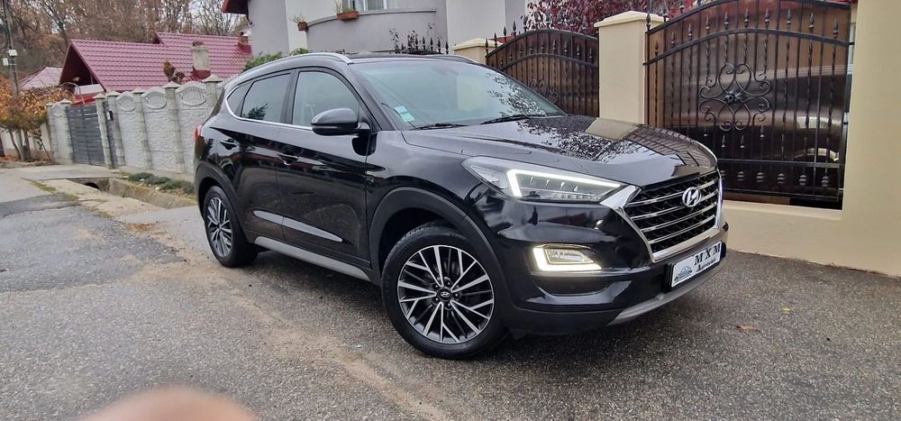 Hyundai Tucson 1,6 crdi/2019/full led/lane side assist/Krell/Navi 3D/2 chei/keyless