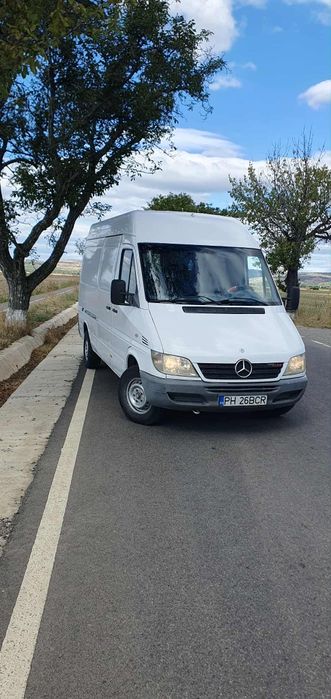 Mercedes-Sprinter