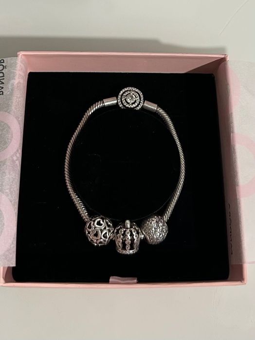 Гривна Pandora - Пътеката на живота