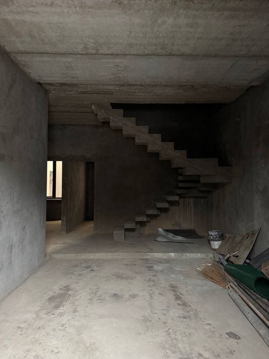 Кибрай Ункургон 1 сотих 6 хона