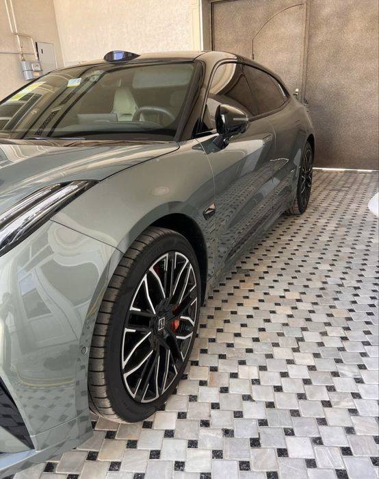 Zeekr 001 you full 2024/25