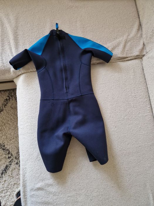 Детски неопренов костюм