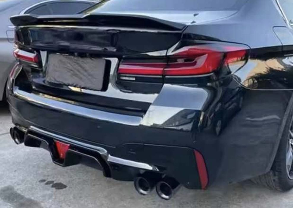 Бмв Г30 Г31 Оребрен Дифузьор / Добавка за задна броня / BMW G30 G31