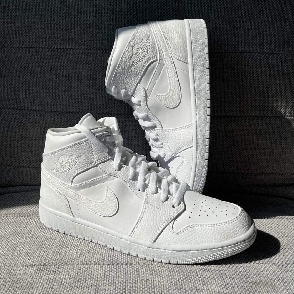 Air Jordan 1 Mid Triple White 44