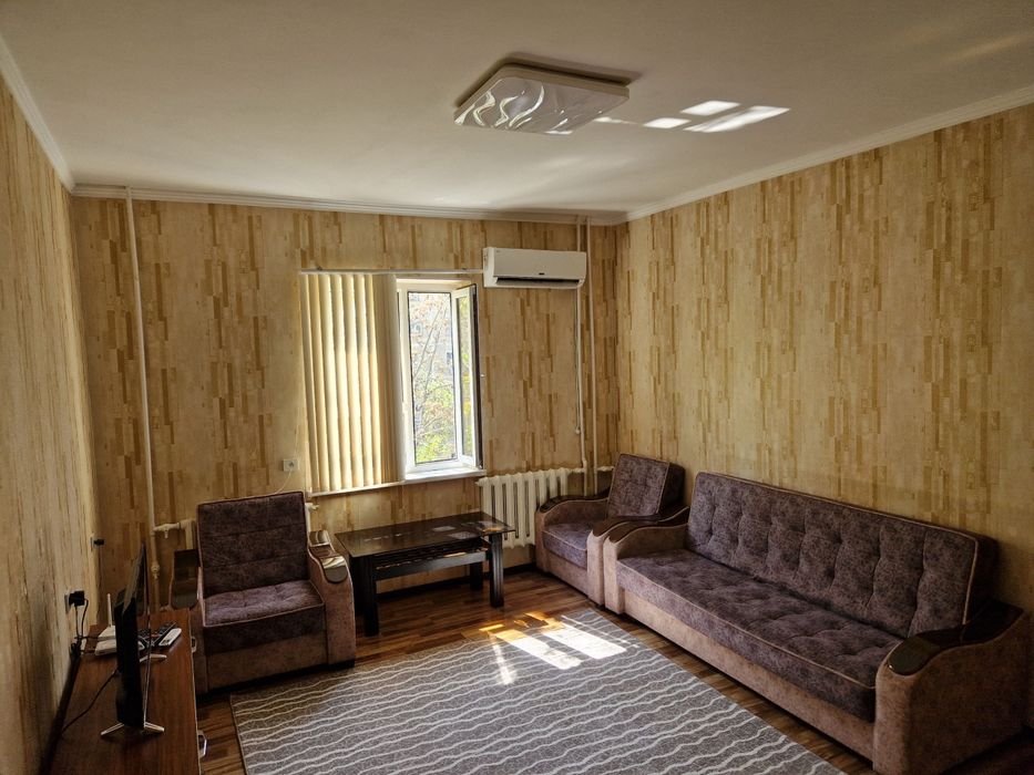 Срочно Продаётся Башлык Улучшенька 1/4/9 с мебелью техникой !