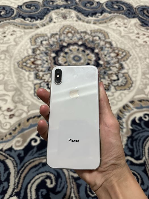 iphone x oq yaxshi holatda