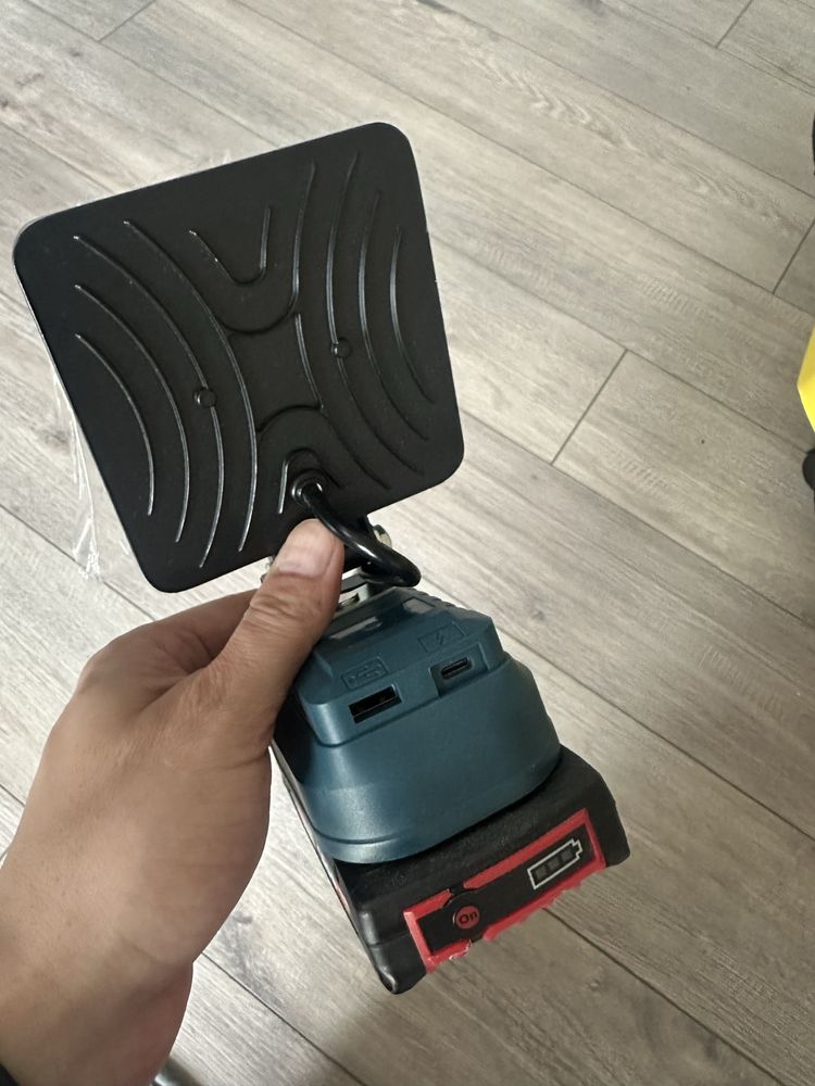 Reflector led compatibila dewalt, bosch , makita , milwuakee
