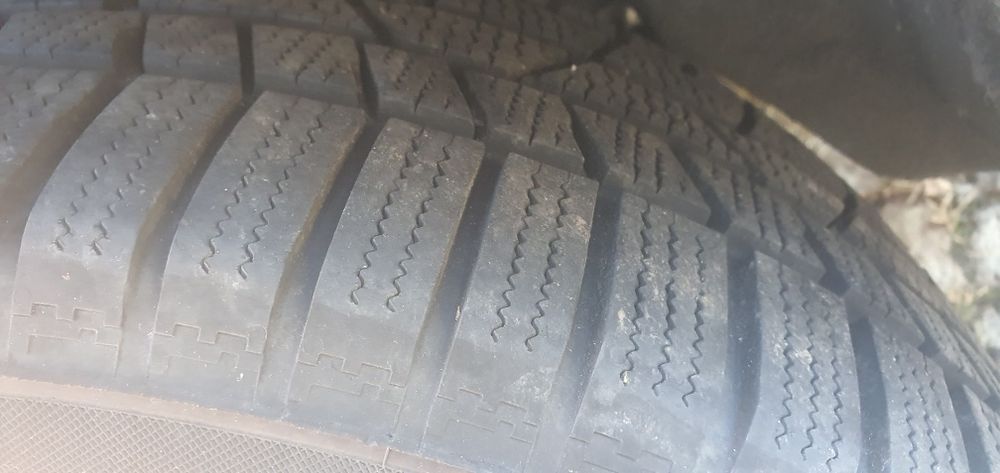 Vand 225 55 16 continental