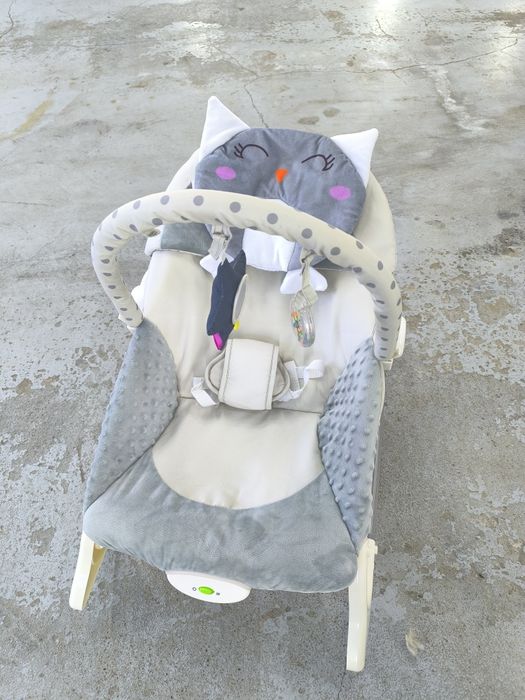 Balansoar bebeluși cu vibratie