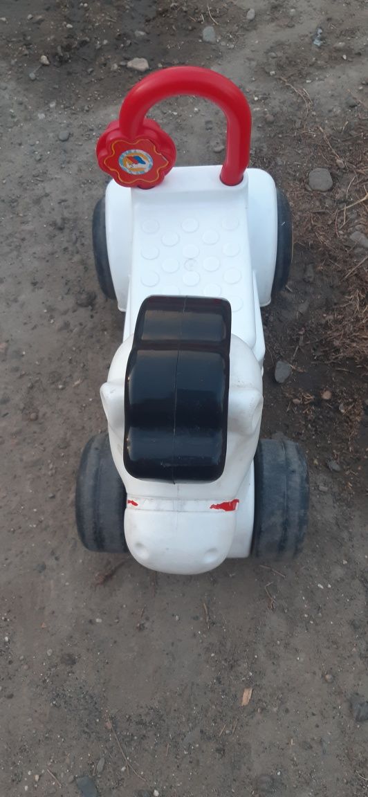 Продам детскую лошадку