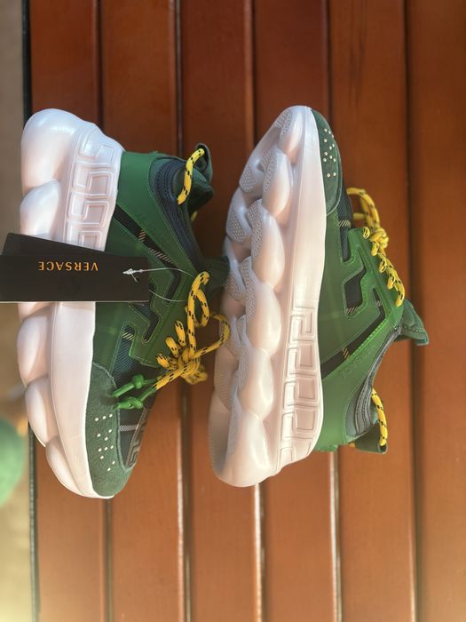 Versace Chain Reaction