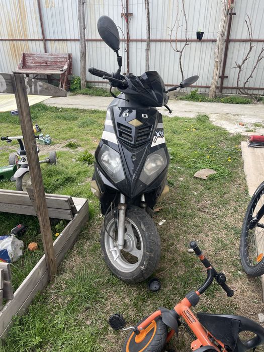 Vand scuter 125cc cu acte
