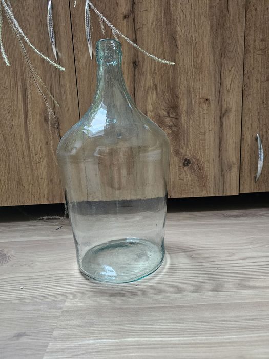 Буре, столове, вафлени и кухненски кърпи,покривки,престилки,дамаджани