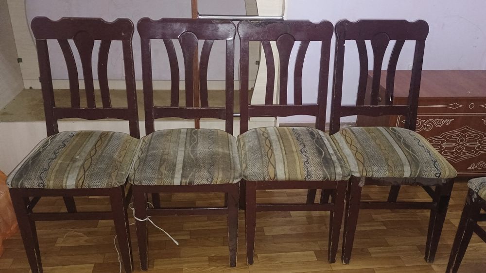 Продаётся стулья