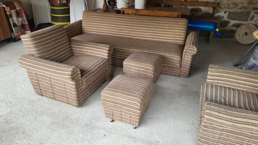 Разтегателен диван, 2 фотьойла и 2 табуретки