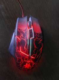 Mouse gaming cu fir