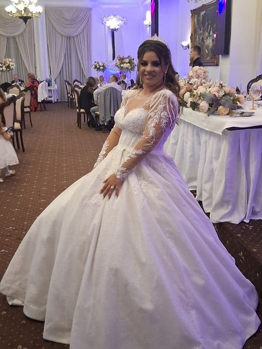 Vând  rochie de mireasa