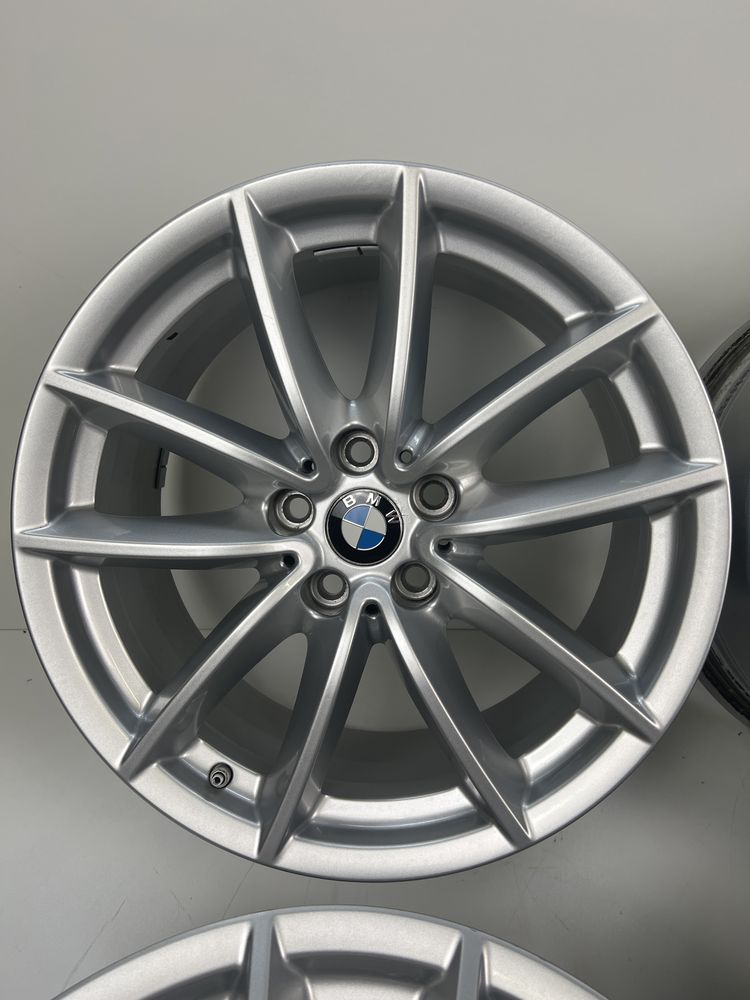 Se vinde set jante originale BMW X5 G05 R18 cu senzori