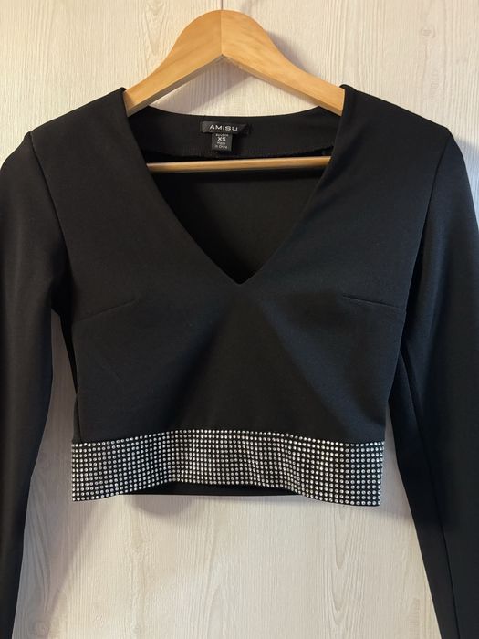 Блуза с камъчета